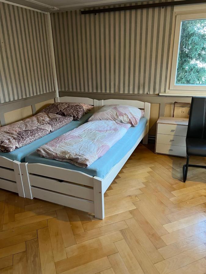 Orkhan Latifov Höchst Dış mekan fotoğraf